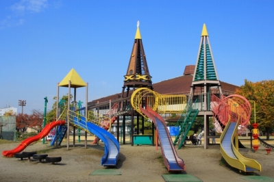 八幡市 八幡市民スポーツ公園へ行ってきた 大型遊具のある公園 京都の観光と子どもの遊び場150ヶ所以上の訪問体験記